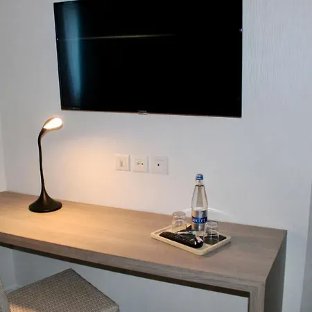 Brit Hotel Alghotel-3